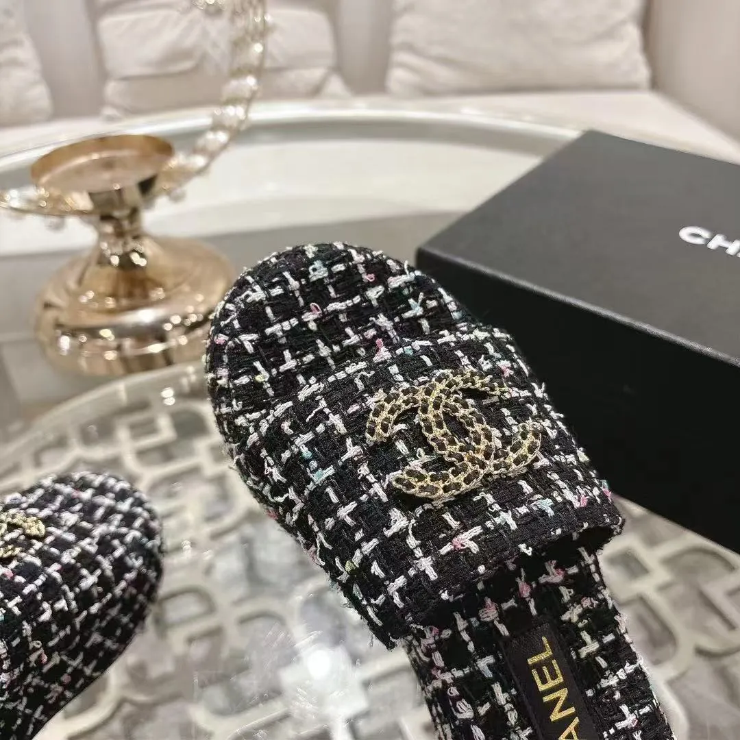 👟👟Ex-factory price 480👟👟 🎉Chanel Chanel 2025 Xiaoxiang C family thick-soled sandals series official website synchronization, classic and elegant, casual wear 🌹🌹🌹🌹Original logo ~ Made of imported sheepskin and C family custom fabrics, a variety of colors for the goddess to choose! ❤️❤️❤️❤️ Code number: 36~40 (35.41.42 customized, non-returnable) Color: 5 colors;